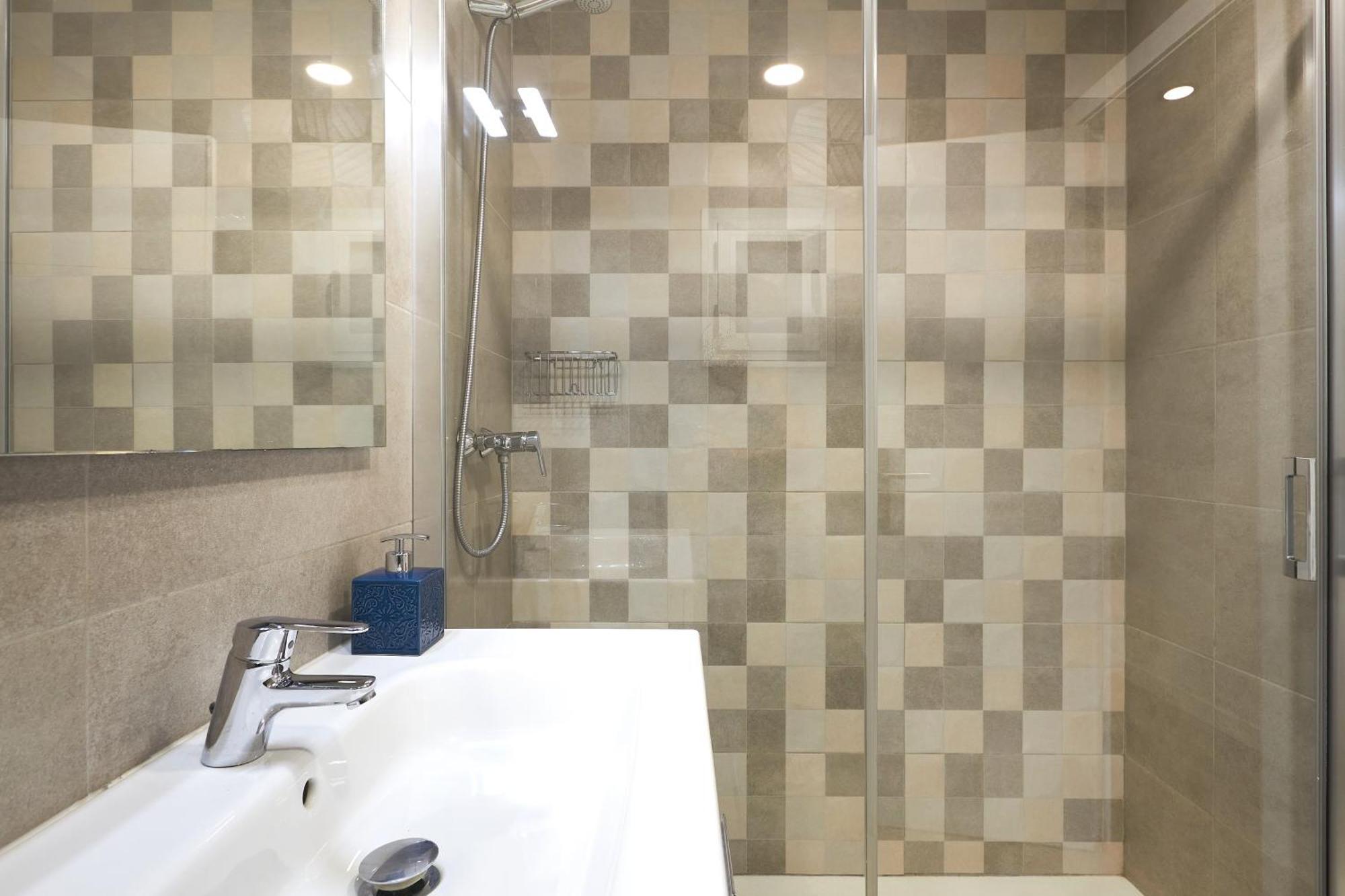 Family Camp Nou By Maison Pinata Apartment *